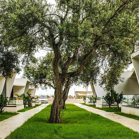 Luna Mare Seaside Suites Borsh Esterno foto