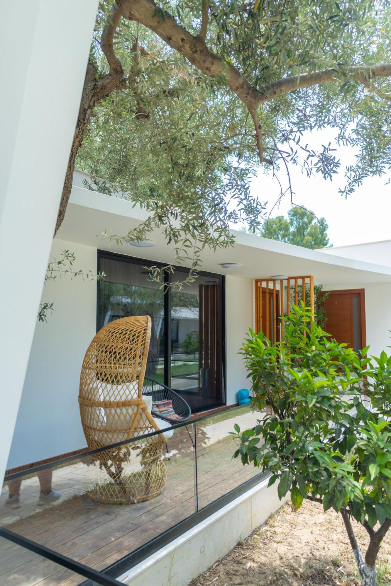 Luna Mare Seaside Suites Borsh Esterno foto