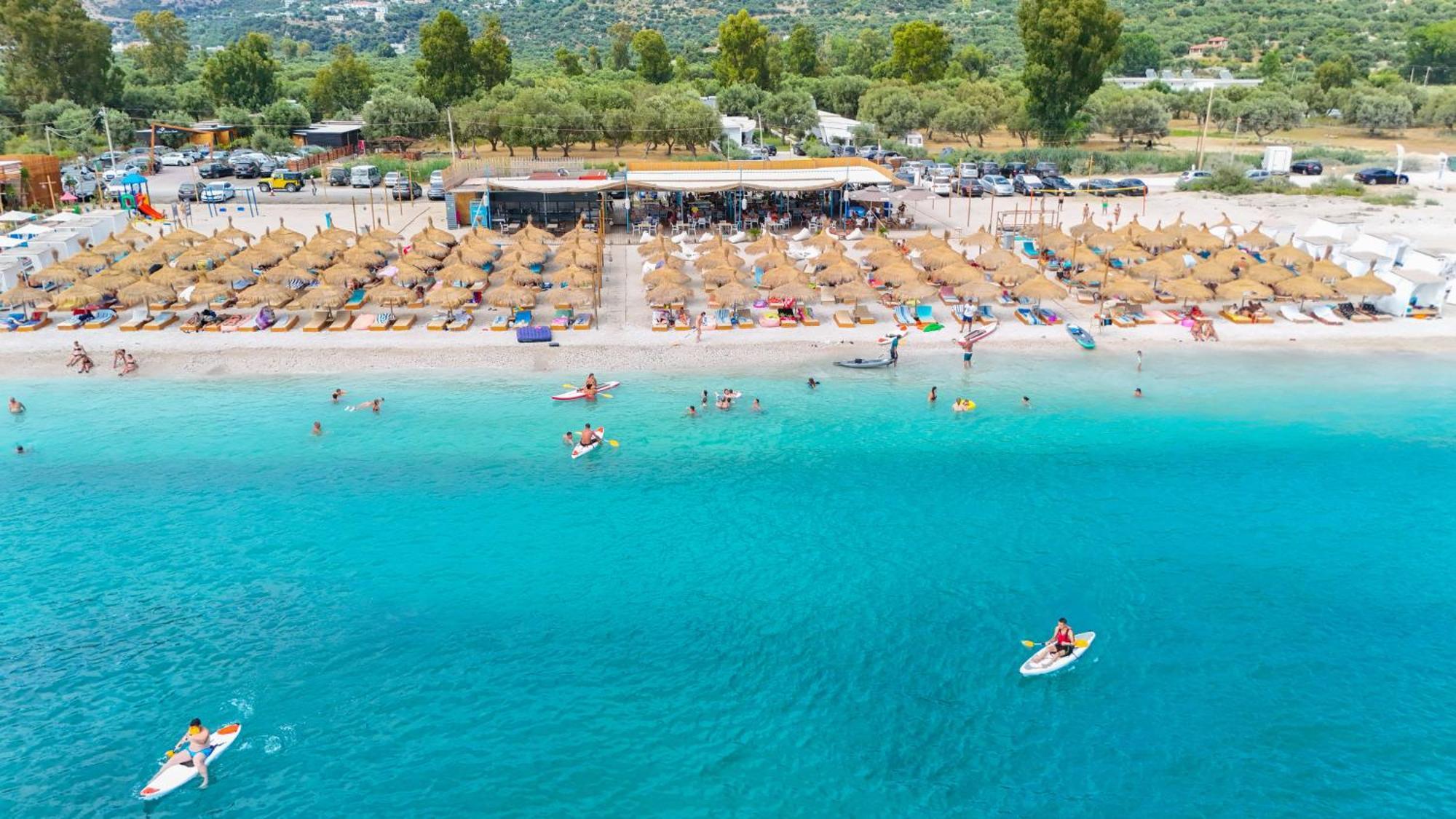 Luna Mare Seaside Suites Borsh Esterno foto