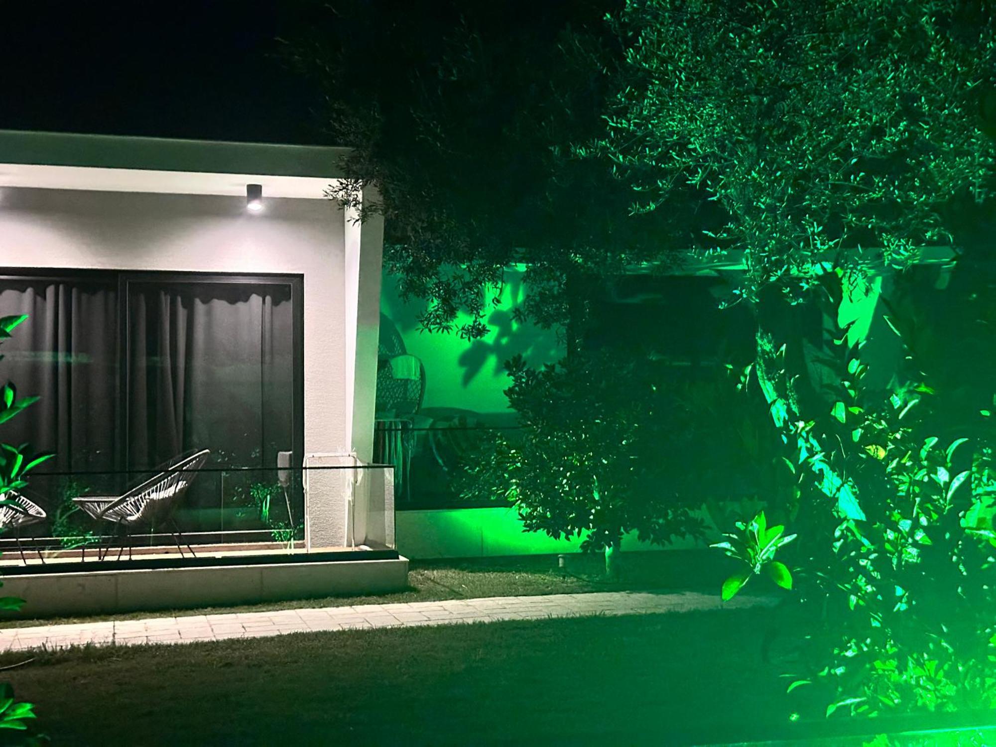 Luna Mare Seaside Suites Borsh Esterno foto